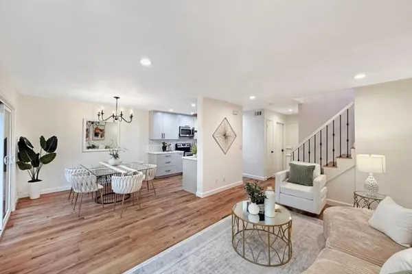 236 W RINCON AVE P