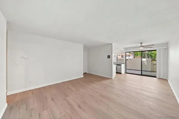 10805 CAMINO RUIZ 43