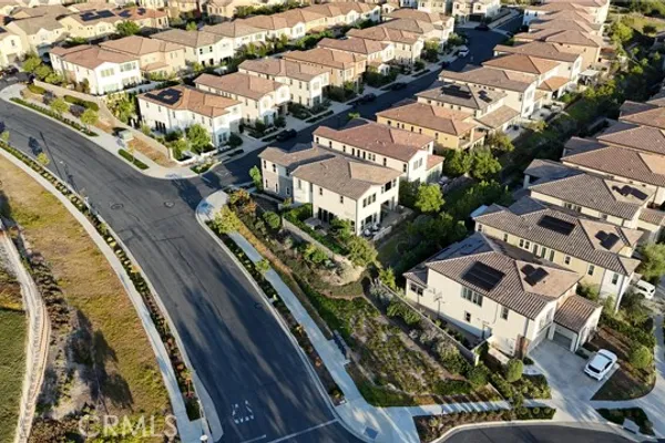 2060 ALISO CYN