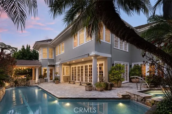 3 WEYBRIDGE CT