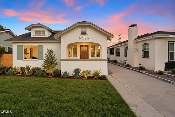 2238 S COCHRAN AVE