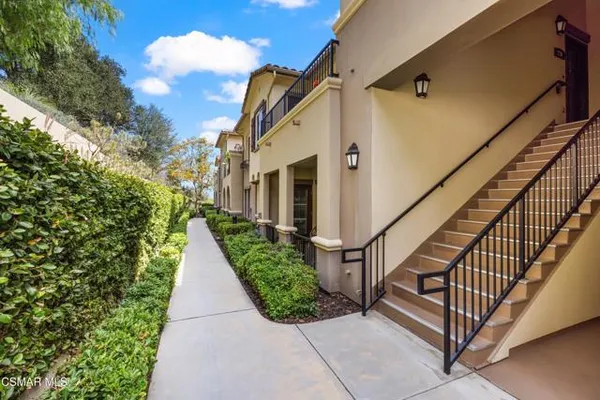 493 COUNTRY CLUB DR 228