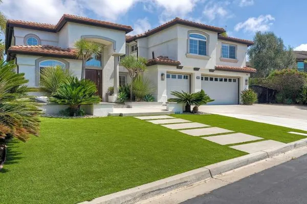 1651 BELLA LAGUNA CT