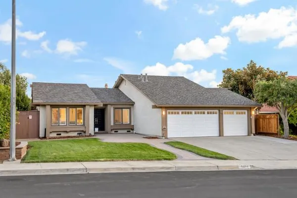 3014 CREEK ESTATES CT