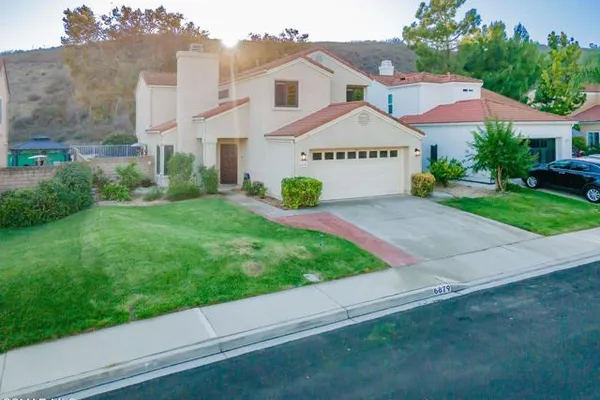 6879 PECAN AVE