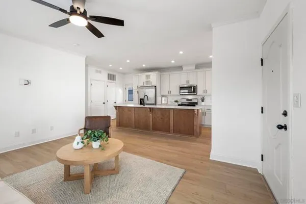 7025 SAN BARTOLO ST 42
