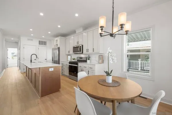 7025 SAN BARTOLO ST 42