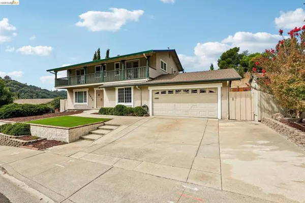 2636 TAMALPAIS DR