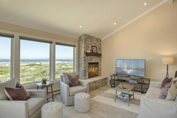 274 MONTEREY DUNES WAY