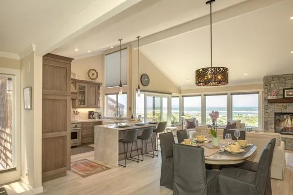 274 MONTEREY DUNES WAY