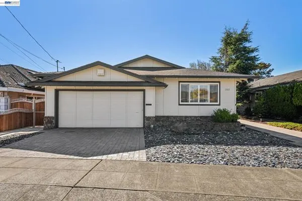 1312 EASTSHORE DR