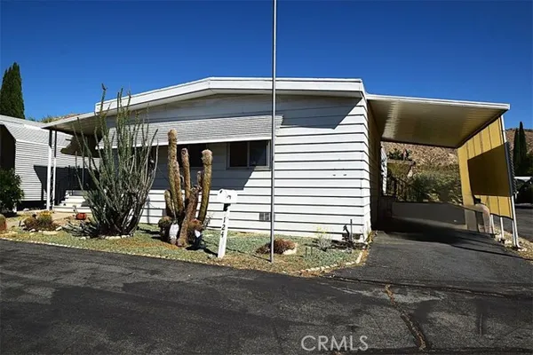 56254 29 PALMS HWY 124
