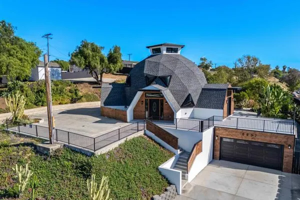 6937 MADRONE AVE