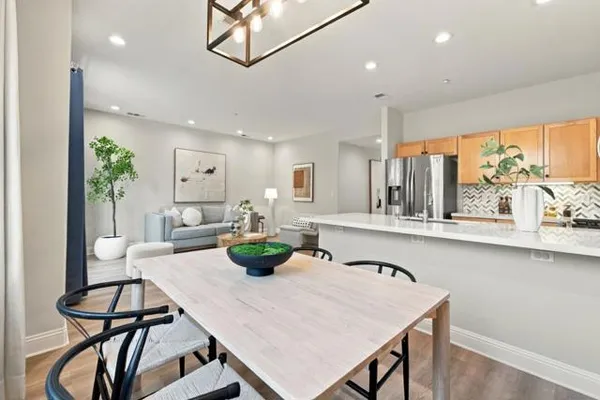 1913 VIDA CT