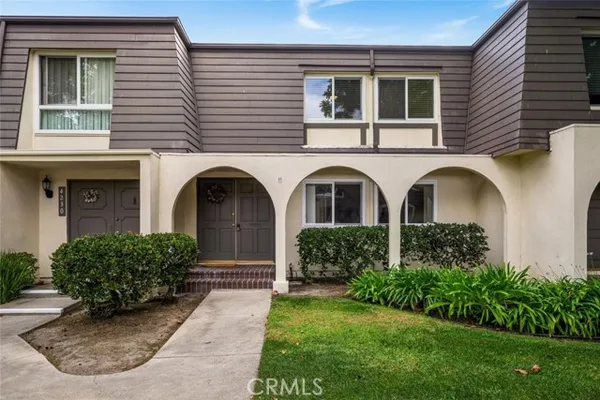 4228 PASEO DE ORO