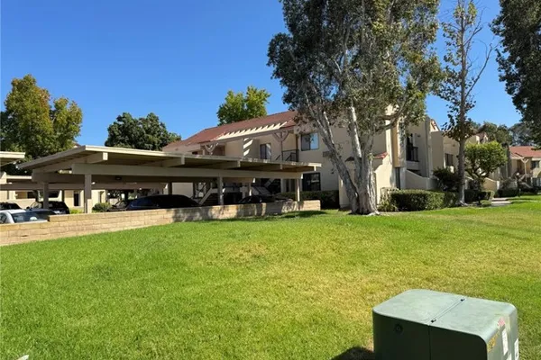 10805 CAMINO RUIZ 40