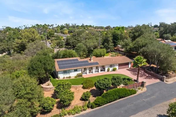 2826 CALLE DE MALIBU