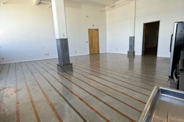 1850 INDUSTRIAL ST 607