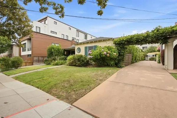 778 ELM ST