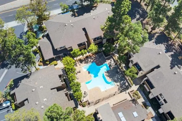 10284 BLACK MOUNTAIN RD 187