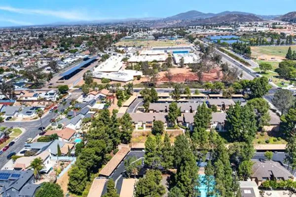 10284 BLACK MOUNTAIN RD 187