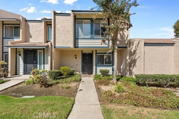 1002 HARRINGTON WAY