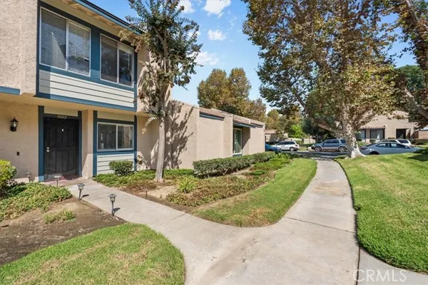 1002 HARRINGTON WAY