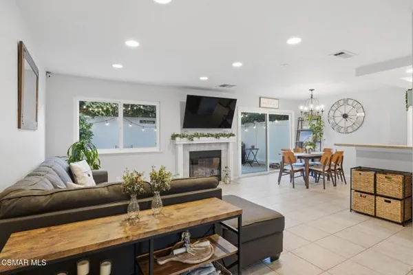 228 HILL RANCH DR