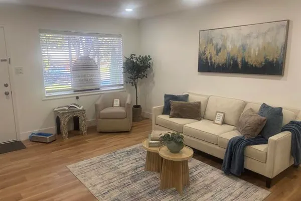 462 CRAVEN CT