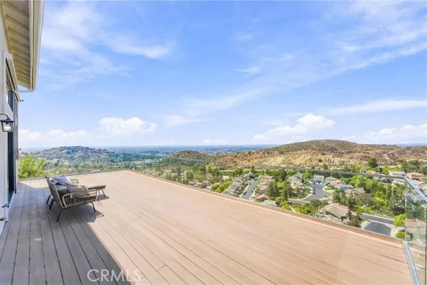 6226 E CLIFFWAY DR