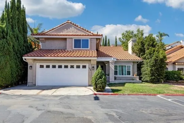 10168 DIAMOND HEAD CT
