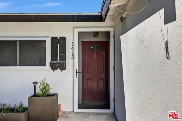 1412 LAKE ST