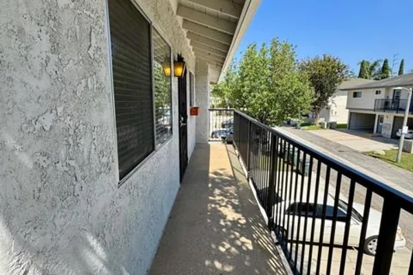 1136 ACADIA PL 4