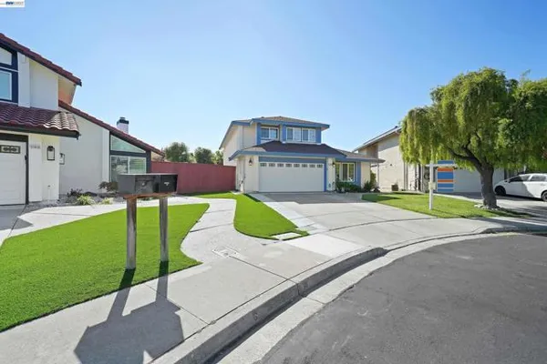 32808 OAKDALE CT