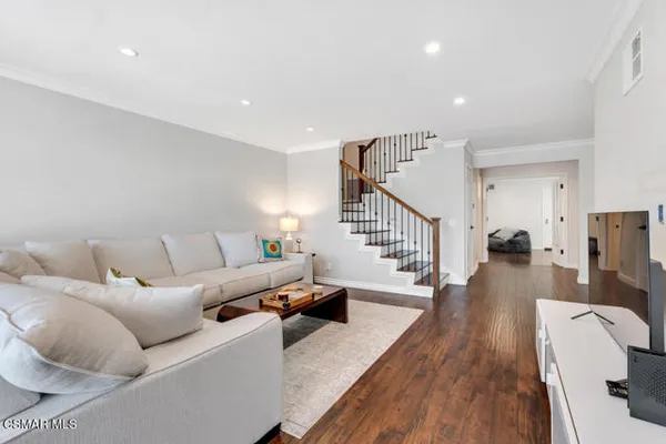 5344 ISABELLA CT