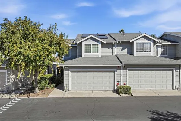 142 HARRIS CIR