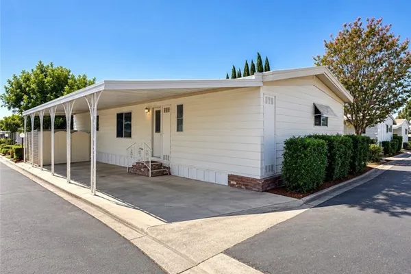 16966 LAKE KNL