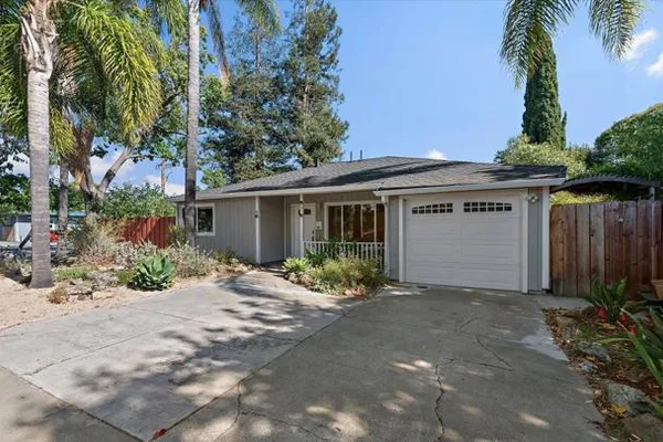3 GARDEN ST
