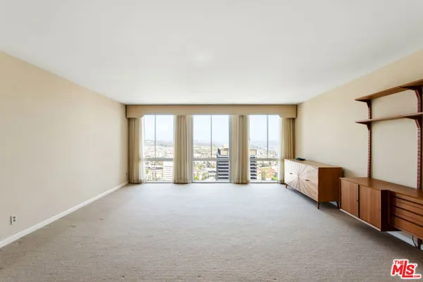 800 W 1ST ST 3001
