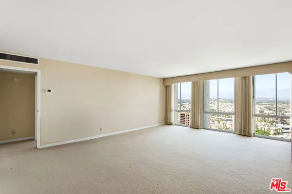 800 W 1ST ST 3001