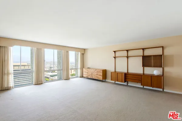 800 W 1ST ST 3001
