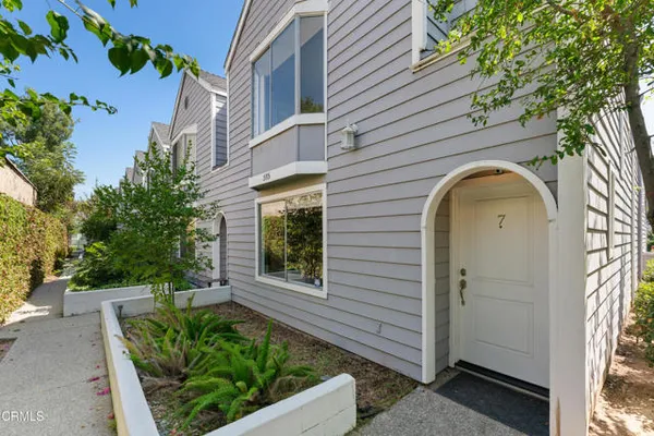 595 N GARFIELD AVE 7