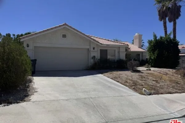 65849 AVENIDA BARONA