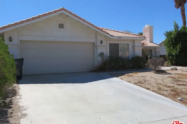 65849 AVENIDA BARONA