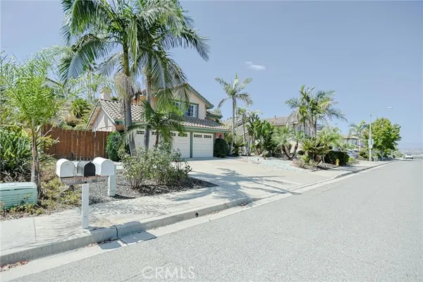 1309 DARWIN DR