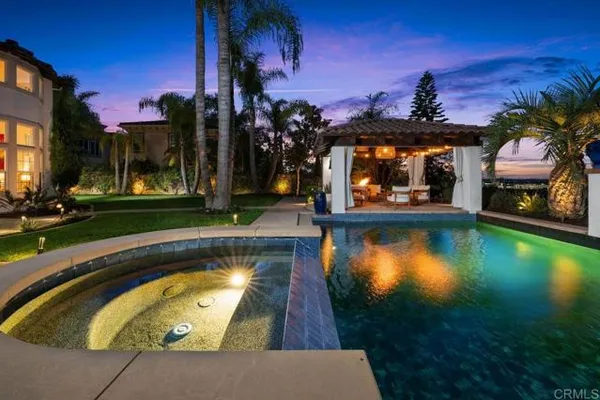 6442 MESA NORTE DR