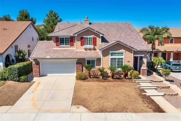 152 ALABASTER LOOP