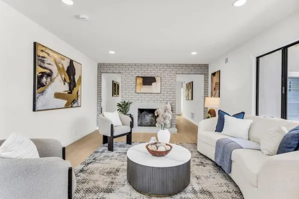 840 BYRON DR
