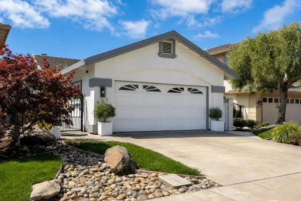 231 MONTCLAIR LN