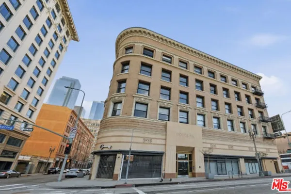 257 S SPRING ST 2M